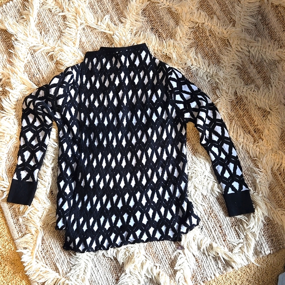 Black And White Open Cardigan Sweater L/XL